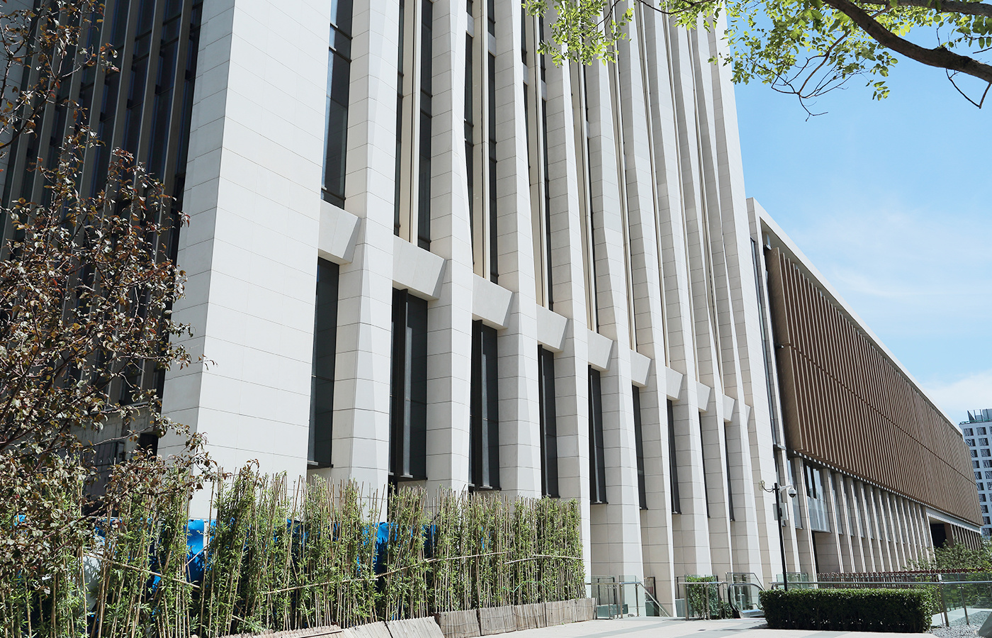 北(běi)京華夏幸福豐台總部大(dà)樓